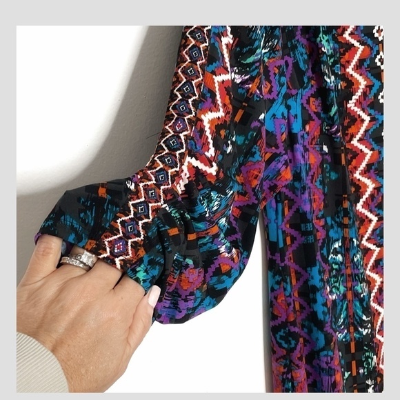 NWT Laundry Shift Dress Blue Jewel Multi Print Ruched 3/4 Sleeves Size 4 - Picture 6 of 10